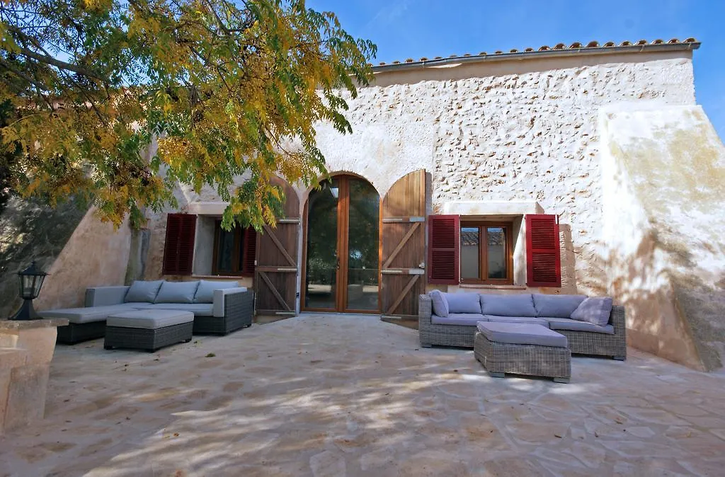 Agroturisme Rafal Nou Manacor  Farm stay